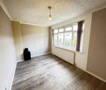 3 bedroom end of terrace house to rent - Photo 5