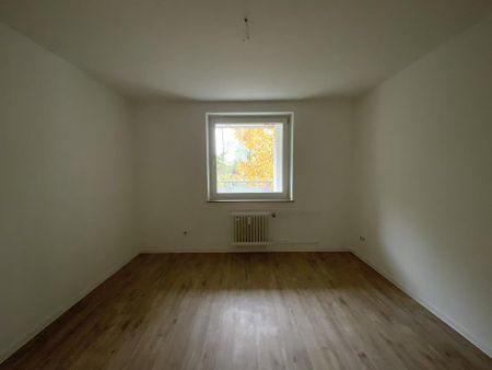 Offene Wohnküche: 3-Zimmer-Wohnung am Malvenweg frei! - Foto 4