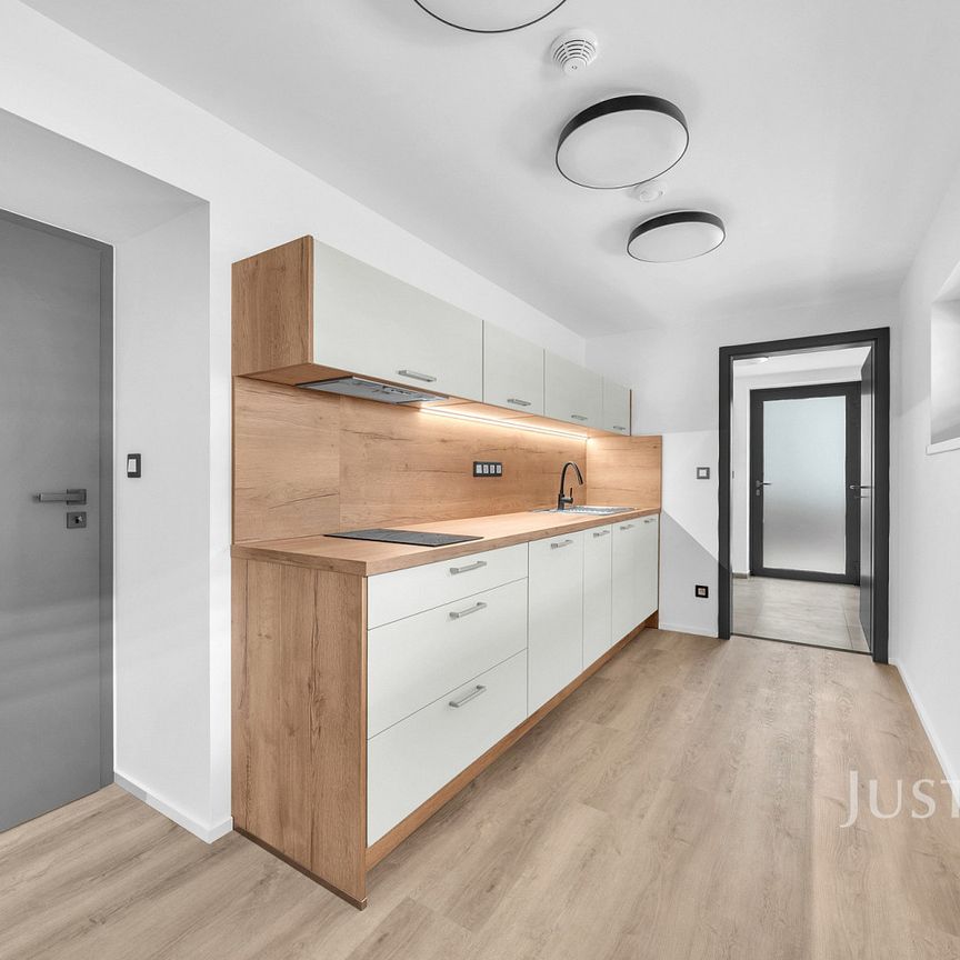 Pronájem bytu atypického 34 m² - Photo 1