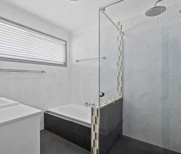 LOVELY FAMILY HOME & LARGE SHED - ENTERTAINERS DELIGHT WITH BAR - Photo 1