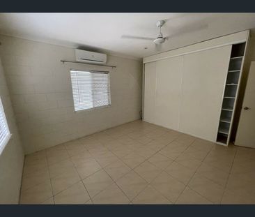 2/4 Seabrook Avenue, Port Douglas, Qld 4877 - Photo 4