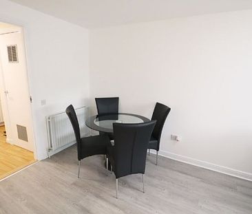 1 Bed, First Floor Flat - Photo 3