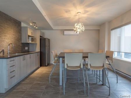 Appartement à louer - Laval (Chomedey) (Place Renaud) - Photo 2