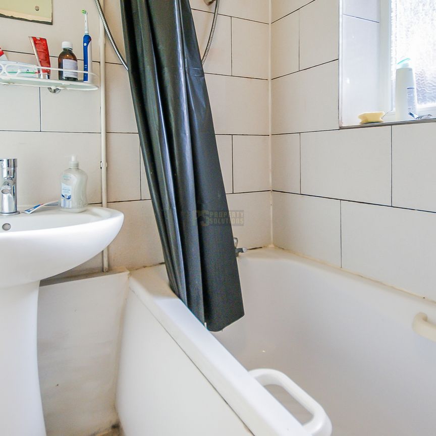 107 Tiverton Road - Photo 1