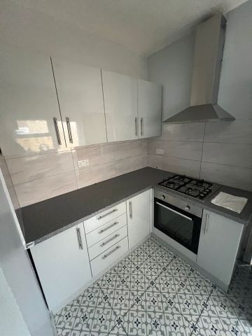 Room in a Shared House, Mount Pleasant Road, N17 - Photo 4