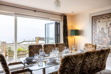 5 bedroom detached house to rent - Photo 5