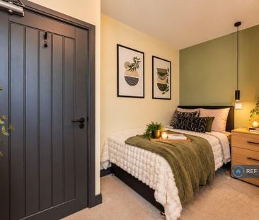 1 bedroom in a house share to rent - Photo 6