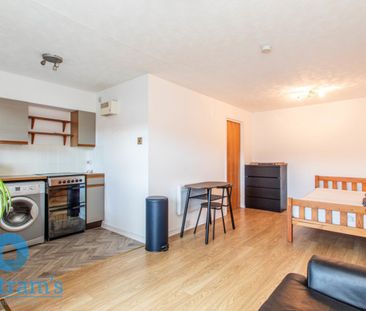 Studio for Rent - Photo 6