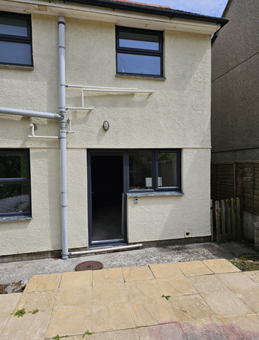 Detached 4-bedroom house, Penryn - Photo 5