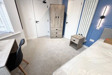 Bonham Road - Photo 2