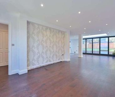 Bowness Crescent, Kingston, SW15 - Photo 5