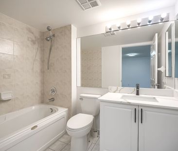 For Lease - 35 Kingsbridge Garden Circle Unit# 2009, Mississauga, O... - Photo 3