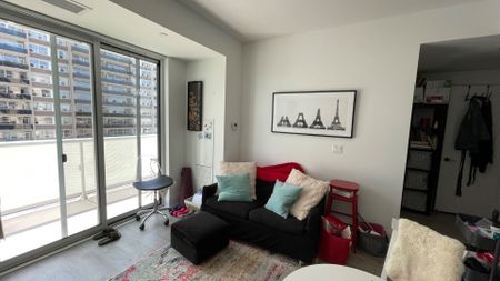 For Lease - 101 Erskine Avenue Unit# 1308, Toronto, Ontario - Photo 3