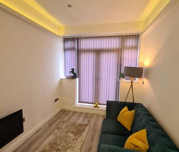 1 bedroom flat to rent - Photo 2