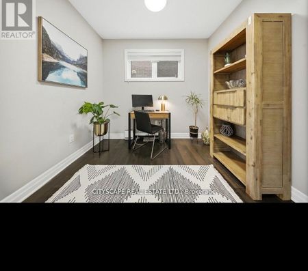 For Lease - 28 Celano Drive, Hamilton, Ontario - Photo 5