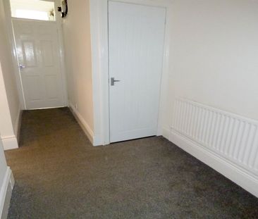 2 bed flat to rent in Collingwood Street, South Shields, NE33 - Photo 6