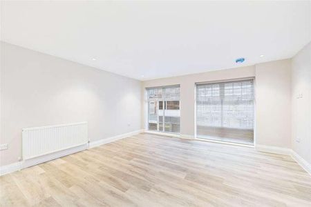 West Street, Maidenhead, Berkshire, SL6 - Photo 3