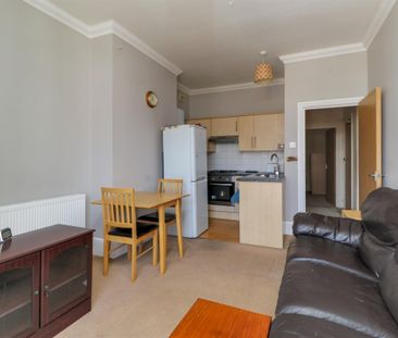 Worthing Road, Southsea Part Furnished - Photo 3