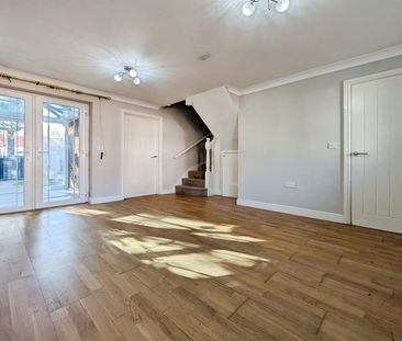 Heath Road, SO19 - Photo 3