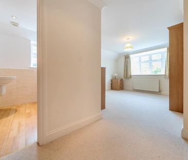 4 bedroom detached house to rent - Photo 6