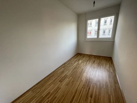 Südseitige Loggia - 3-Zimmer Wohnung mit smartem Grundriss - Foto 2