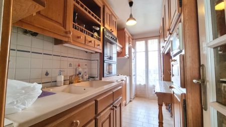Location Appartement 3 pièces 55m² NICE 06000 - Photo 4