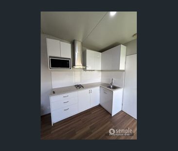 8A Barrow Crescent, Shelley, WA 6148 - Photo 5