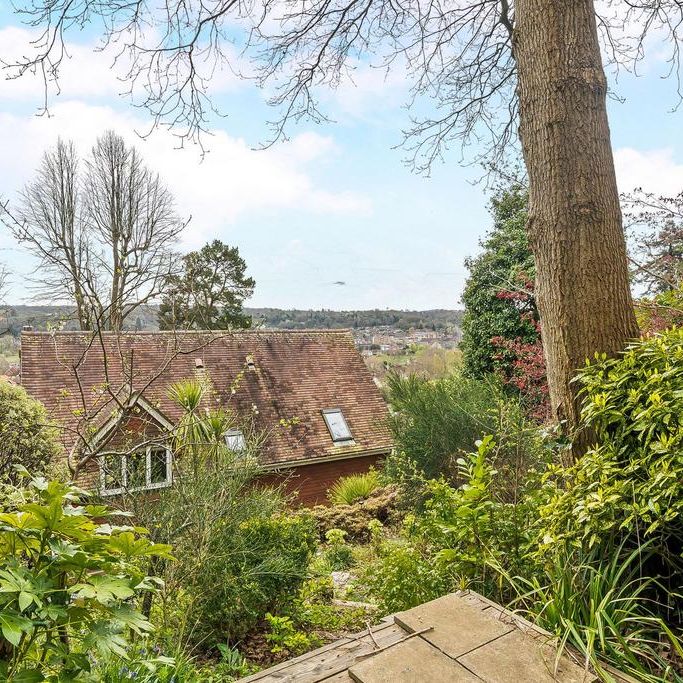 4 bedroom detached house to rent - Photo 1