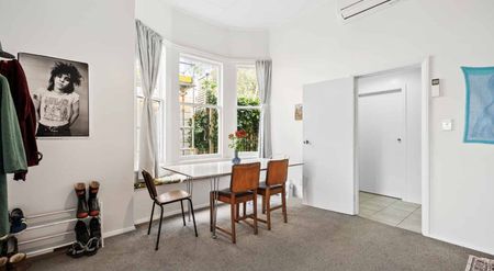 Dorking Road Abode - Photo 5