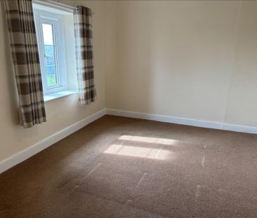 3 bedroom cottage to rent - Photo 2