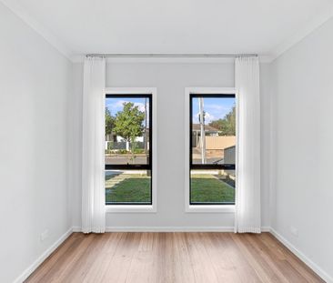 Brand-New 4-Bedroom Family Home in Convenient Netley Location - Photo 2