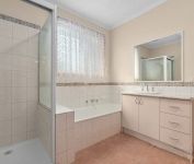 ELTHAM - 2 BEDROOMS PLUS OPEN STUDY - Photo 4