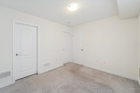 For Lease - 2442 Fall Harvest Crescent, Pickering, Ontario - Photo 2