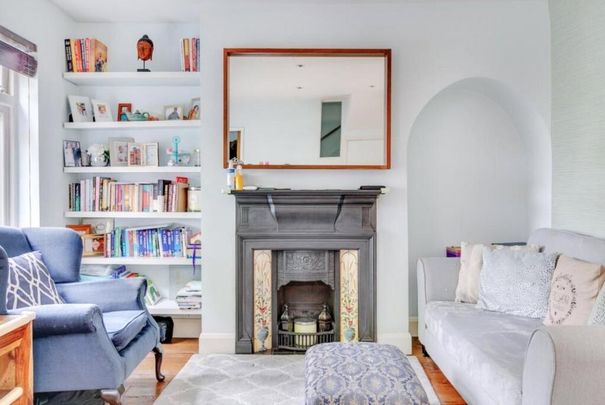 2 bedroom terraced house to rent - Photo 1