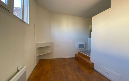 Appartement à louer 2 pièces • Castres - Photo 4