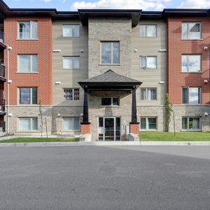 Appartement Saint-Rémi À Louer - Photo 2