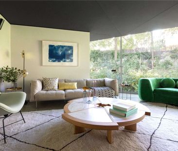 An unique opportunity to live in an architecturally designed house ... - Photo 3