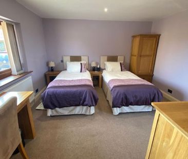 2 bedroom semi-detached bungalow to rent - Photo 4