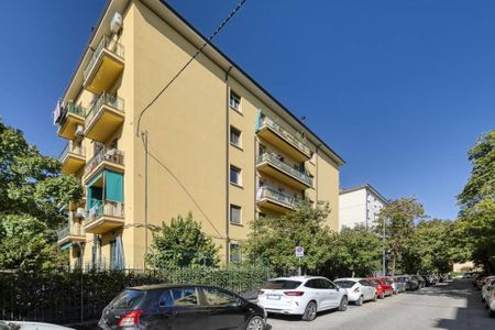 Ampia stanza singola in affitto via Cilea - Photo 5