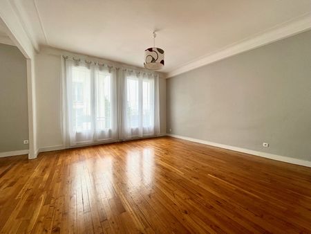 Location Appartement 4 pièces 80m² BREST 29200 - Photo 2