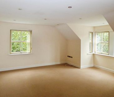 3 bedroom flat to rent - Photo 2