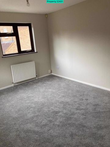 4 bedroom detached house to rent - Photo 3