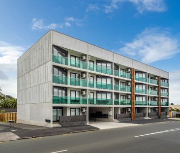 Carpark Included & One Week Rent Free - Photo 4