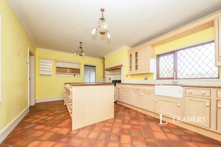 4 bedroom house to rent The Street, Great Bricett, Ipswich, IP7 - Photo 4