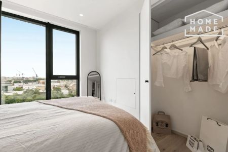 Author Kings Cross - Photo 3