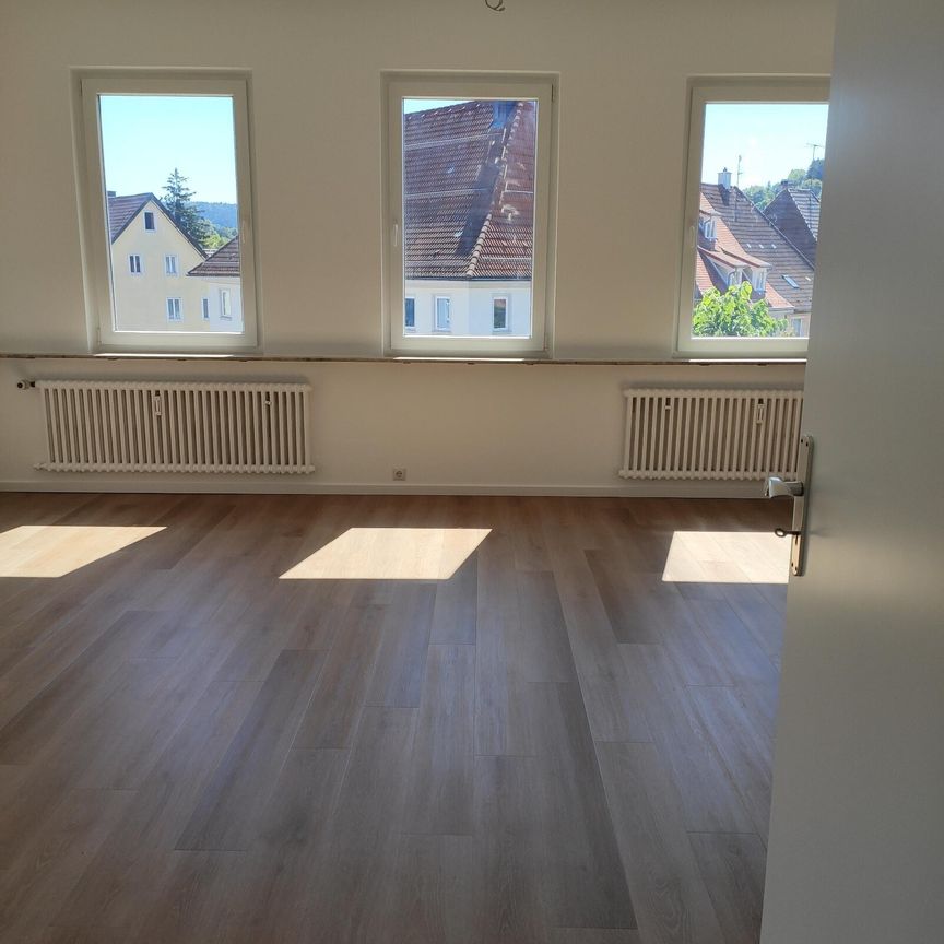 Neu renovierte Wohnung in der Tuttlinger Innenstadt - Foto 1