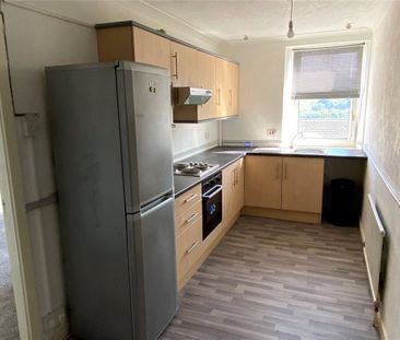 St. Lukes Close, Soothill, Batley, WF17 - Photo 3