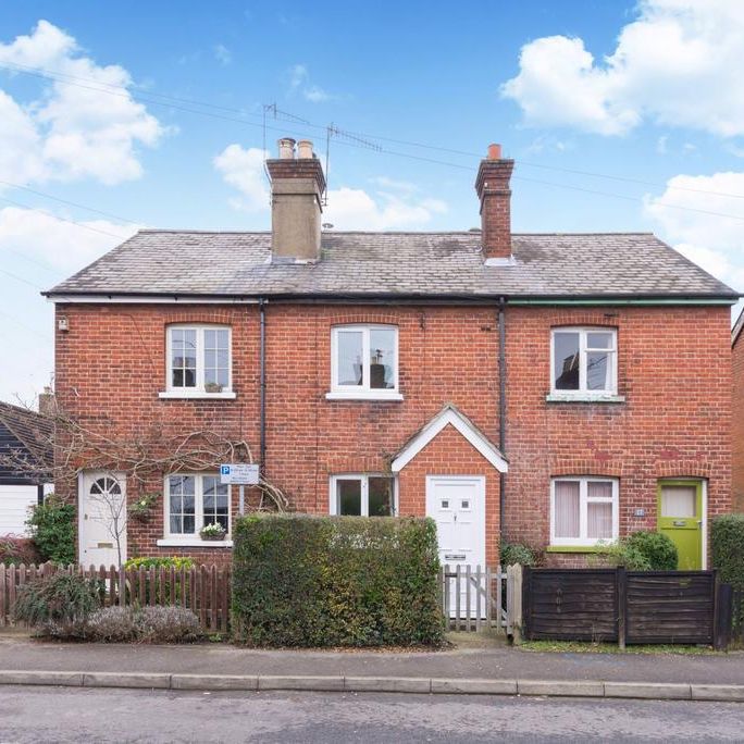 2 bedroom terraced house to rent - Photo 1