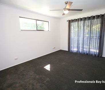 13 Mel Street, Macleay Island QLD 4184 - Photo 5