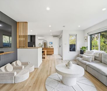 Immaculately presented 3 bedroom family home with study - Photo 2